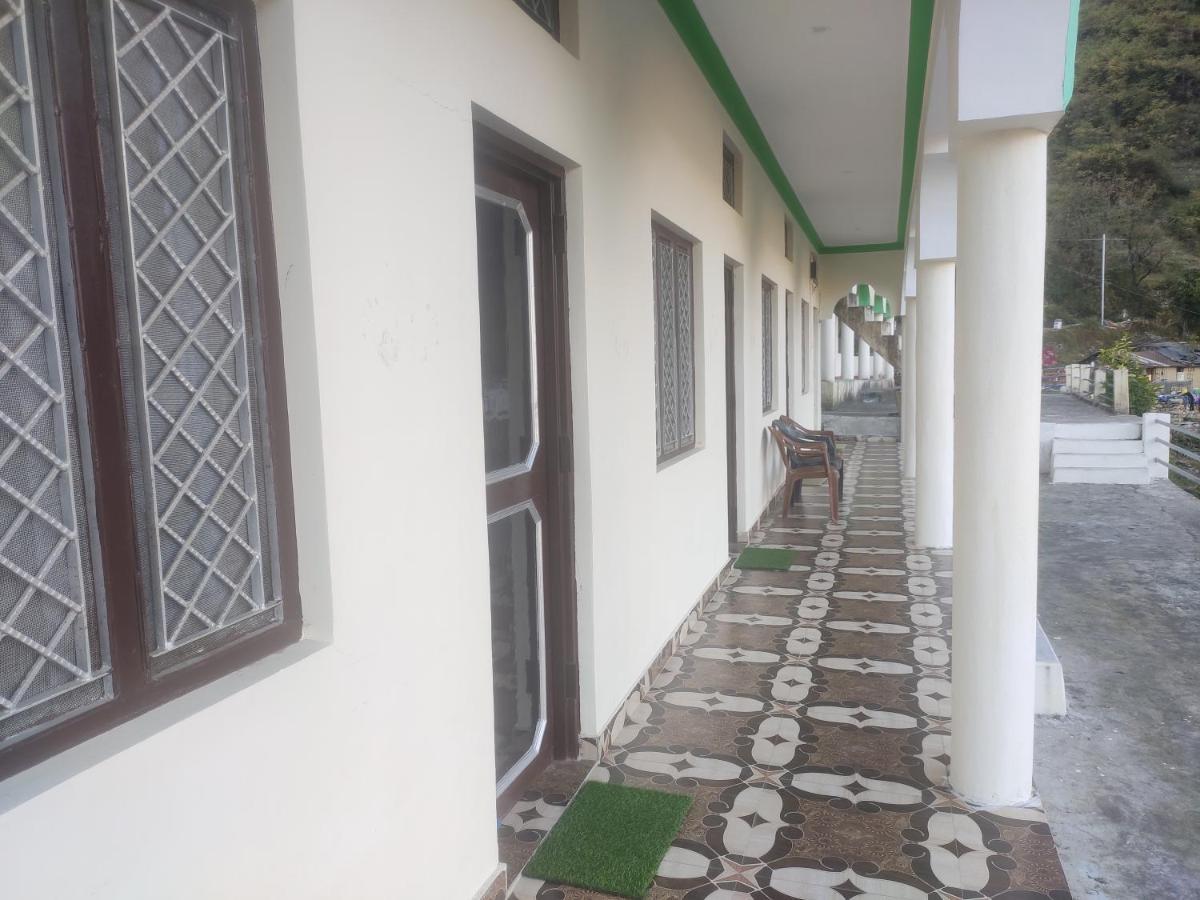 Prince Homestay & Restaurant Rudraprayāg Kültér fotó