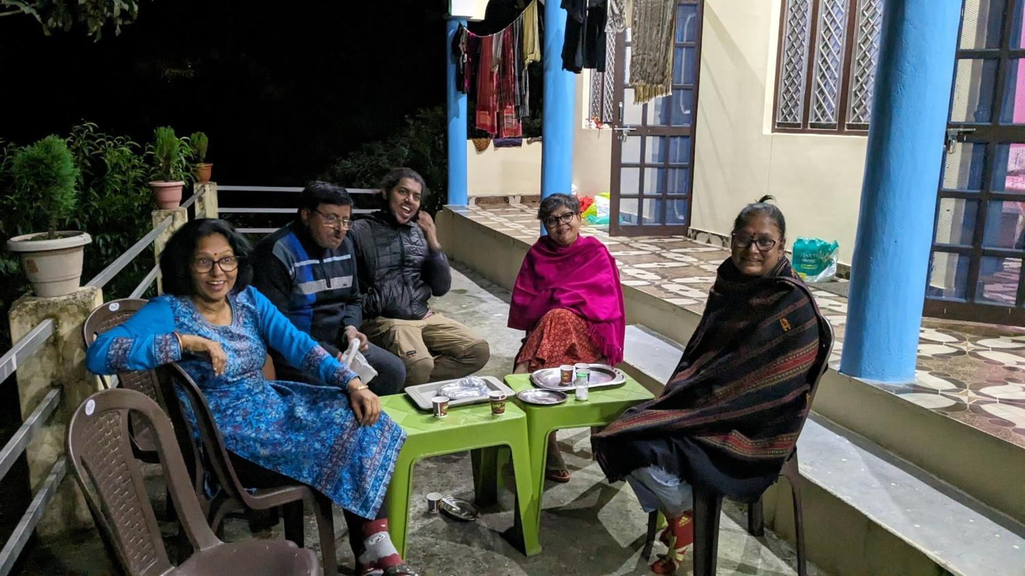 Prince Homestay & Restaurant Rudraprayāg Kültér fotó