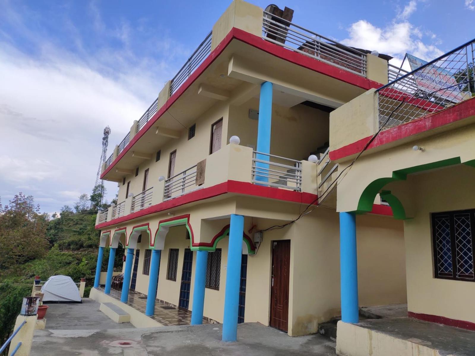 Prince Homestay & Restaurant Rudraprayāg Kültér fotó