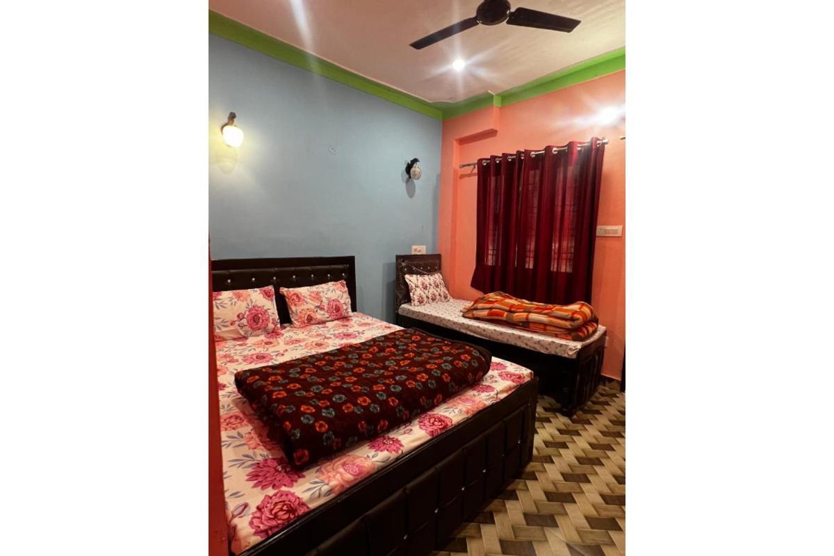 Prince Homestay & Restaurant Rudraprayāg Kültér fotó